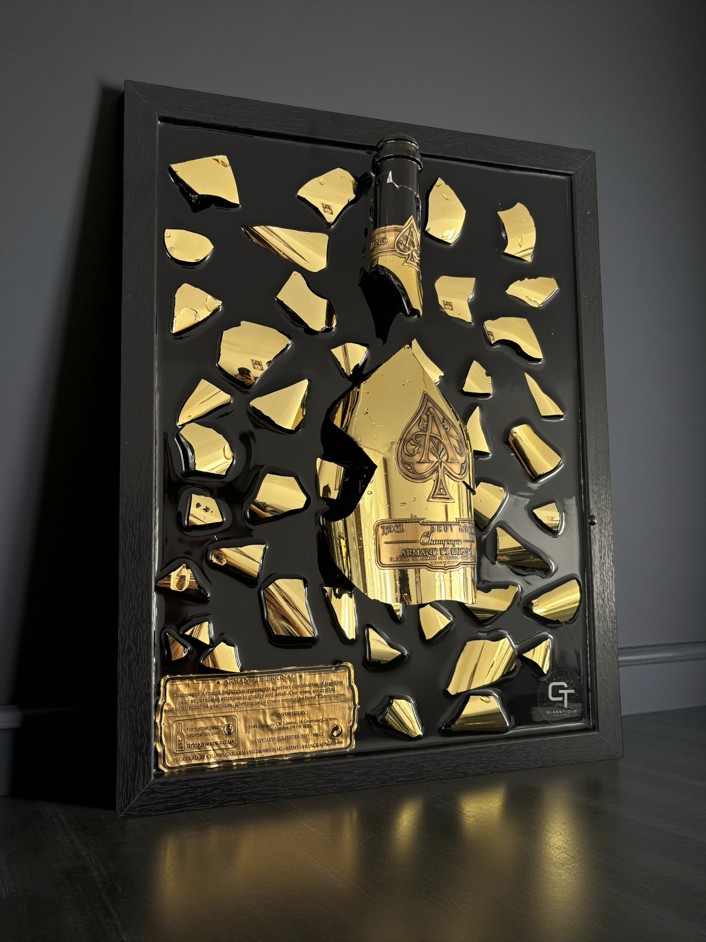 Golden Depth - Glasstique