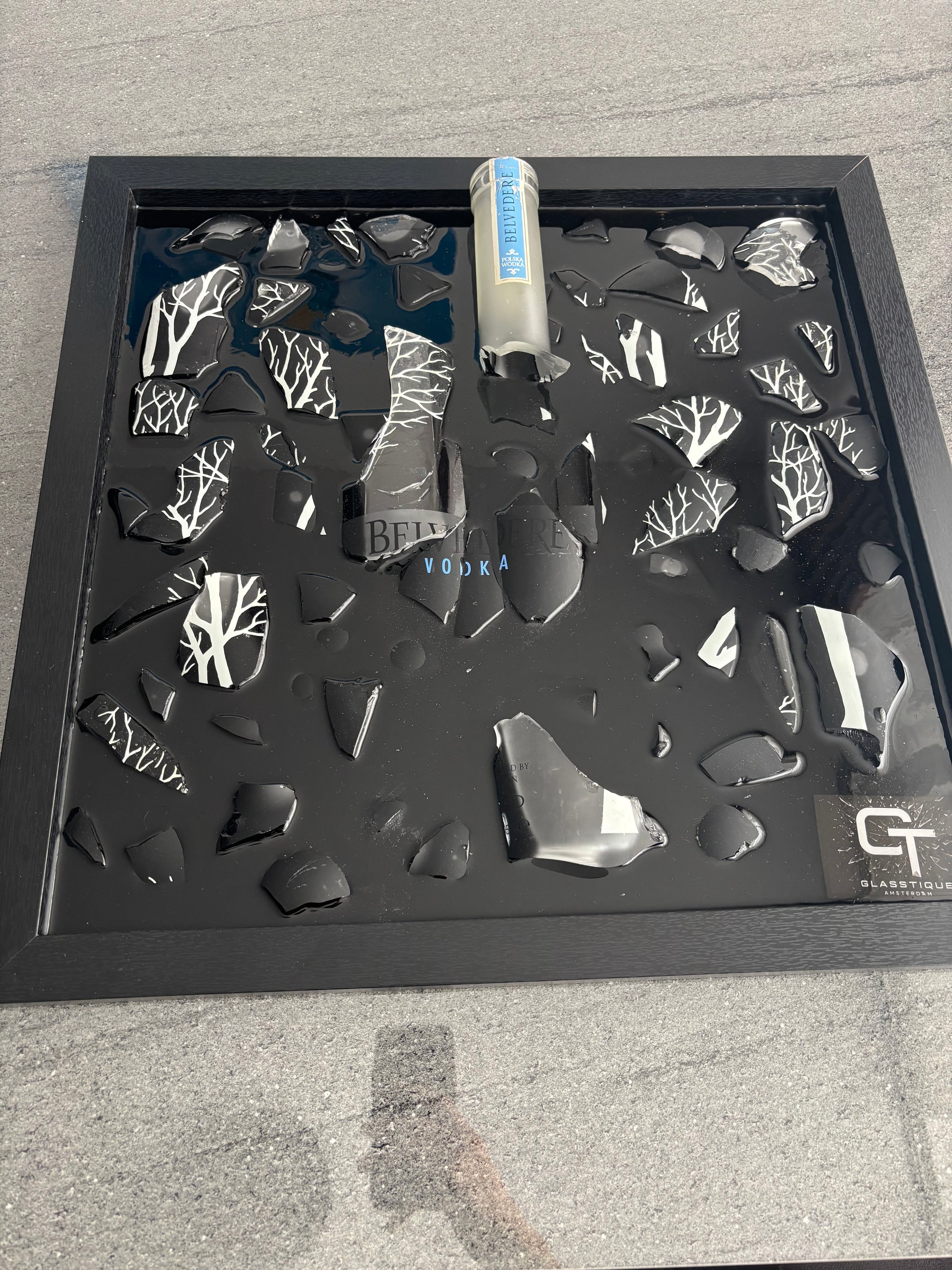 Silent motion - Glasstique